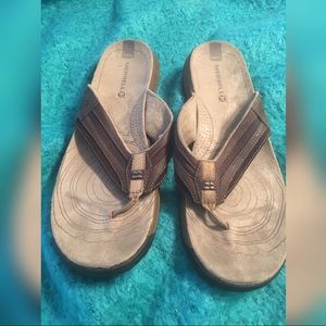 Men’s Merrell flip flops